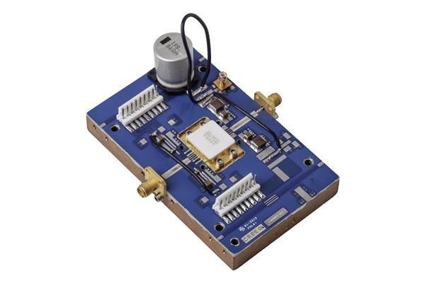  CMPA1C1D080F-AMP 