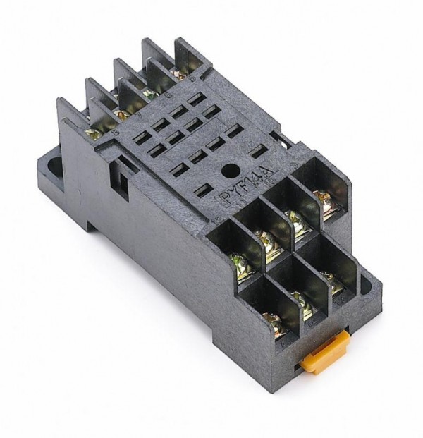  Розетка для ПР 102 4 контакта 3А РР-102 SchE 23241DEK 