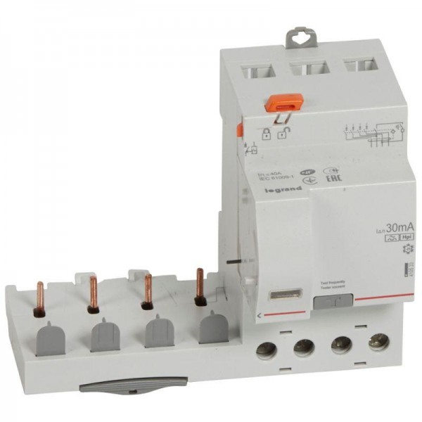 Блок диф. защиты 4п 40А Hpi 30мА DX3 Leg 410533 