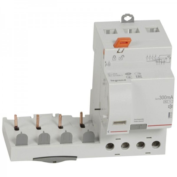 Блок диф. защиты 4п 40А 300мА тип AC S DX3 Leg 410520 