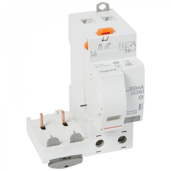  Блок диф. защиты 2п 40А Hpi 300мА DX3 Leg 410446 