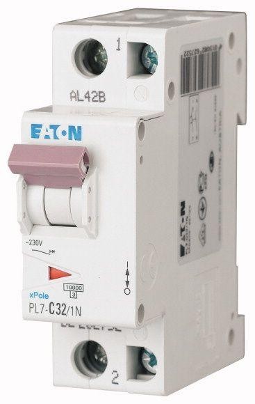  Выключатель автоматический модульный 2п (1P+N) C 32А 10кА PL7-C32/1N EATON 262752 