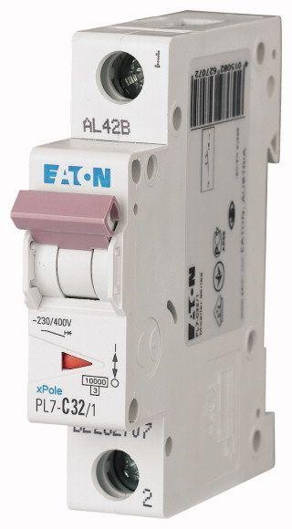  Выключатель автоматический модульный 1п C 32А 10кА PL7-C32/1 EATON 262707 