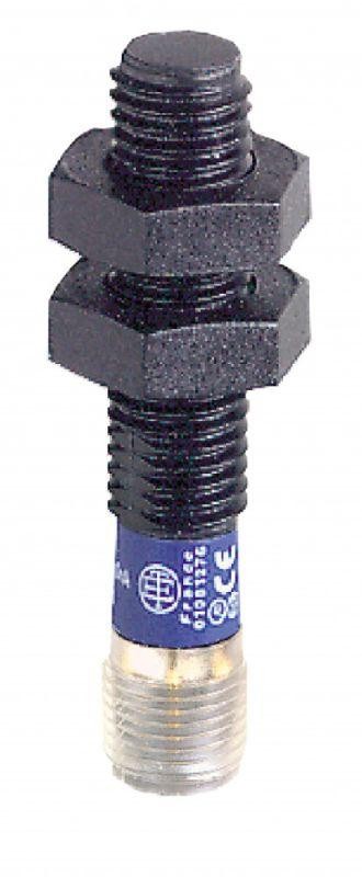  Датчик индуктивный 2.5мм НЗ PNP пластик SchE XS4P08PB370E1 
