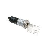  YM06132C2WCNQ 