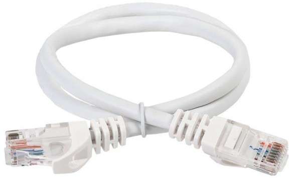  Патч-корд кат.5е UTP LSZH 3м белый ITK PC08-C5EUL-3M 