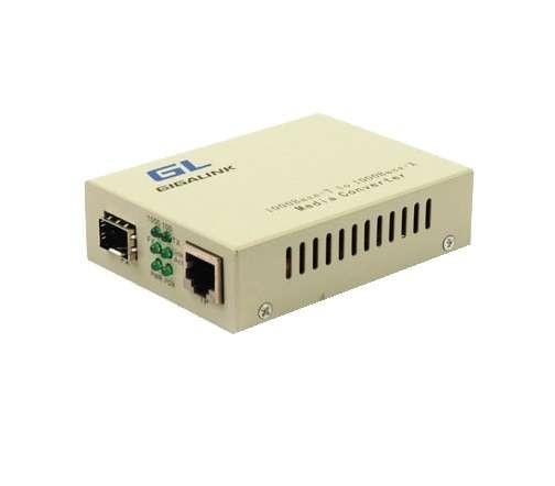  Конвертер UTP-SFP 10/100/1000Мбит/с в 1000Мбит/с (GL-GU-SFP-v2) GIGALINK GL-MC-UTPG-SFPG-F 