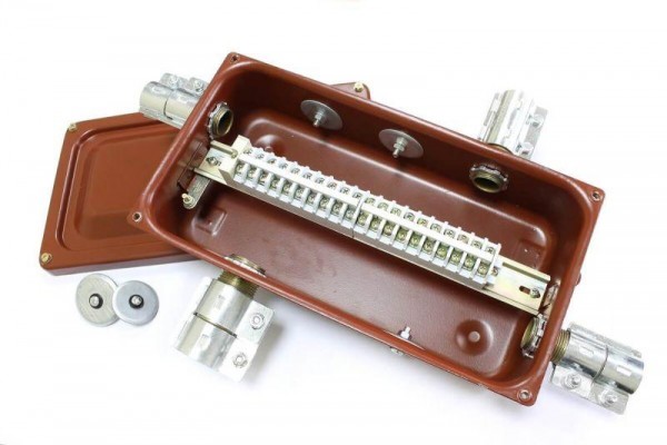  Коробка клеммная ККМТ-20 У3 IP31 ЗЭТАРУС zeta30371 