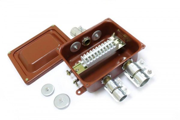  Коробка клеммная ККМТ-10 У3 IP31 ЗЭТАРУС zeta30370 