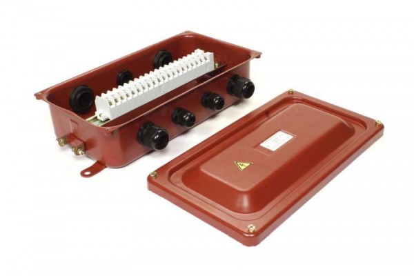  Коробка КС-20 У2 IP54 пластиковый ввод ЗЭТАРУС zeta30330 