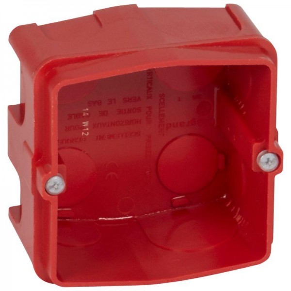  Коробка для кирпичных стен 20/32А Г=50мм Batibox Leg 080185 
