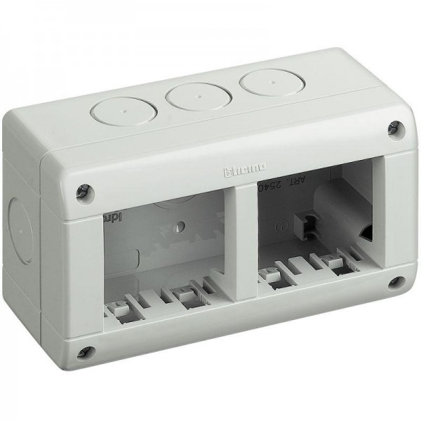  Корпус защ. IP40 2+2мод. Leg BTC 25404/2 
