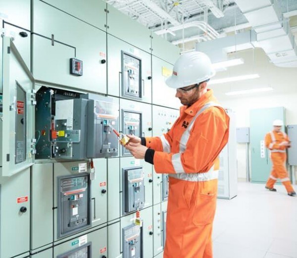  Фланец для выкатного исполнения S3-S4-S5 W ABB 1SDA013890R1 