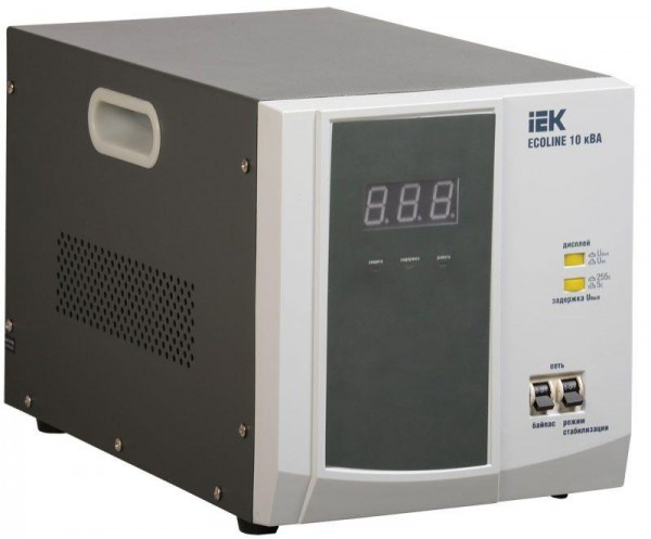  Стабилизатор напряжения Ecoline 10кВА переносной ИЭК IVS26-1-10000 