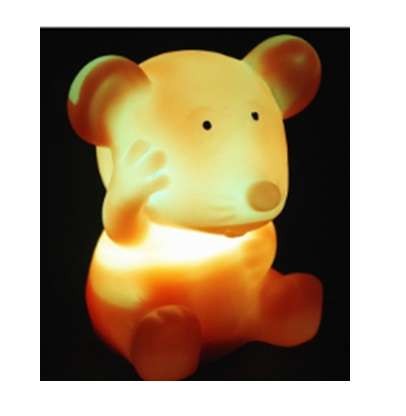  Фигура светодиодная "Белая крыса"-символ 2020 года 8х7см светодиод RGB переливается разными оттенками батарейки AG13х3 (включены в комплект) Космос KOCNL-EL106(2020) 