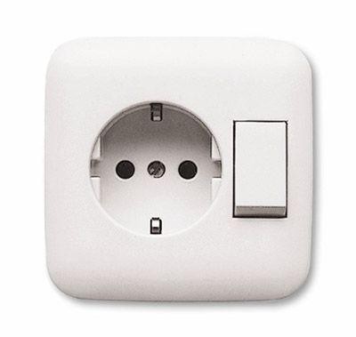  Блок переключатель и розетка SCHUKO в одном корпусе серия Reflex SI сл. кость ABB 2CKA001611A0169 