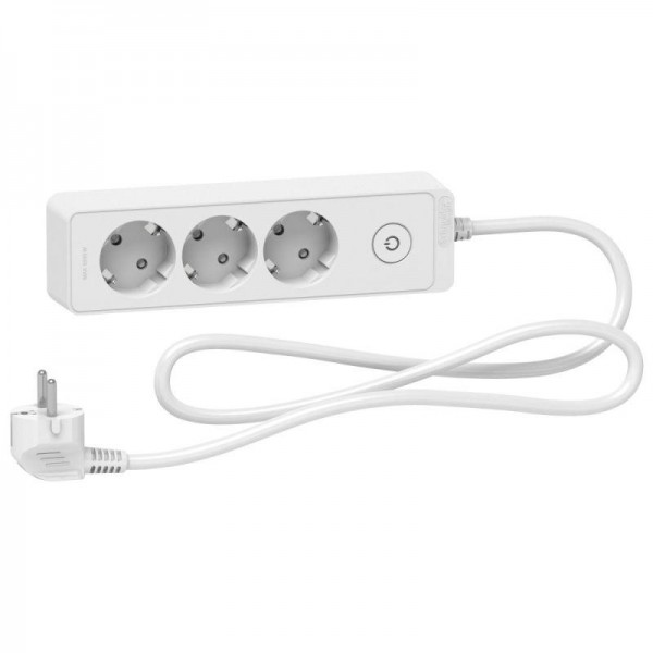  Удлинитель UNICA EXTEND 3 розетки 2К+З кабель 1.5м бел. SchE ST9431W 