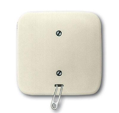  Переключатель 1-кл. СП Busch-Duro 2000 SI 10А IP20 со шнурком сл. кость ABB 2CKA001315A0415 