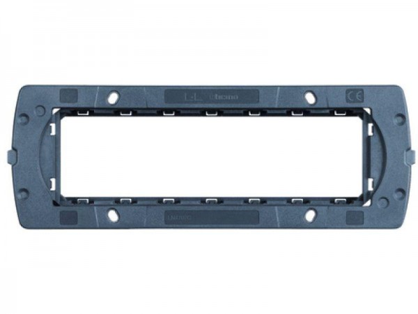  Суппорт для рамок AIR на 7мод. LivingLight Leg BTC LN4707C 