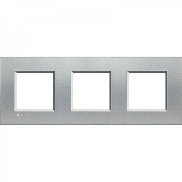  Рамка 3-м LivingLight прямоугол. алюм. Leg BTC LNA4802M3TE 