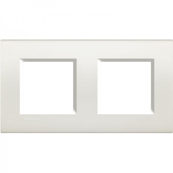  Рамка 2-м LivingLight прямоугол. бел. Leg BTC LNA4802M2BI 