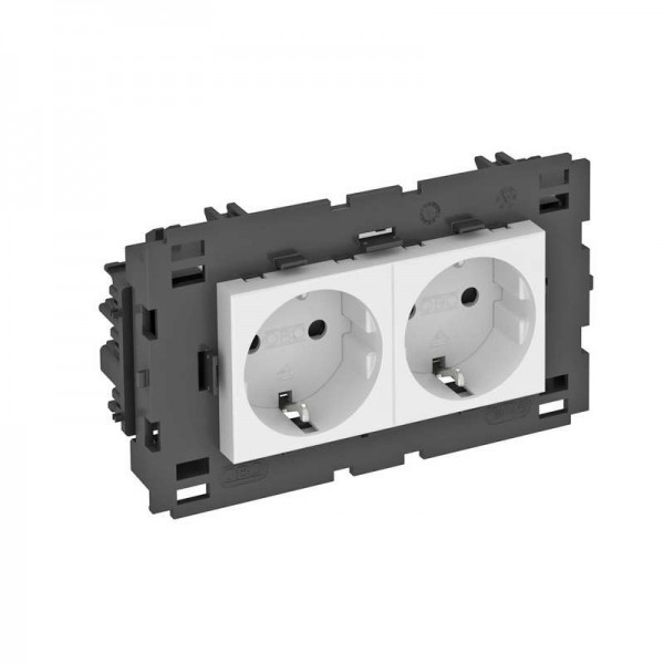 Розетка 2-м 0град. Modul45connect с заземл. 250В 16А бел. OBO 6120432 