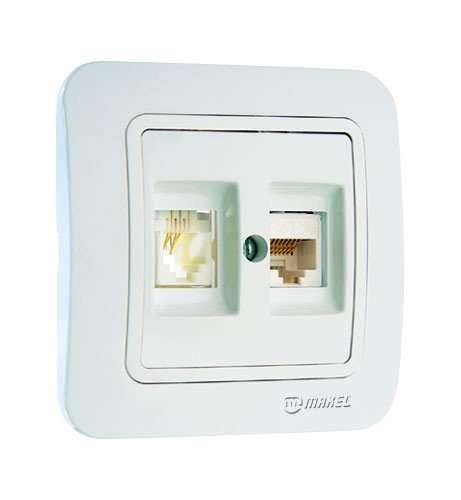  Розетка Lillium 16А IP20 CAT5e+TF евро бел./бел. Makel 70037 