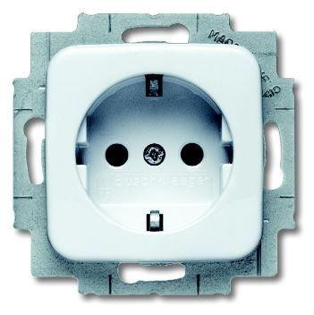  Розетка Schuko Reflex SI 16А 250В защ. шторки альп. бел. ABB 2CKA002013A5371 
