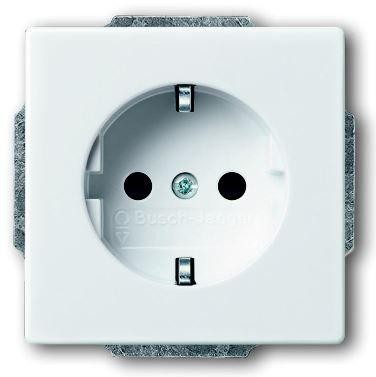  Розетка Schuko Solo/Future 16А 250В защ. шторки davos/альп. бел. ABB 2CKA002013A5372 