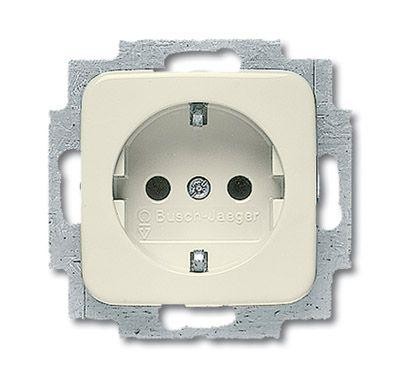  Розетка Schuko Busch-Duro 2000 SI 16А 250В сл. кость ABB 2CKA002011A3788 