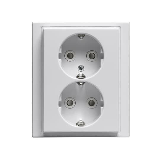 Розетка Double Schuko Impressivo 16А 230В с рамкой бел. ABB 2TKA000952G1 