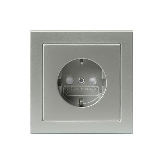  Розетка Schuko Impressivo 16А 230В в комплекте с рамкой алюм. ABB 2TKA00000439 