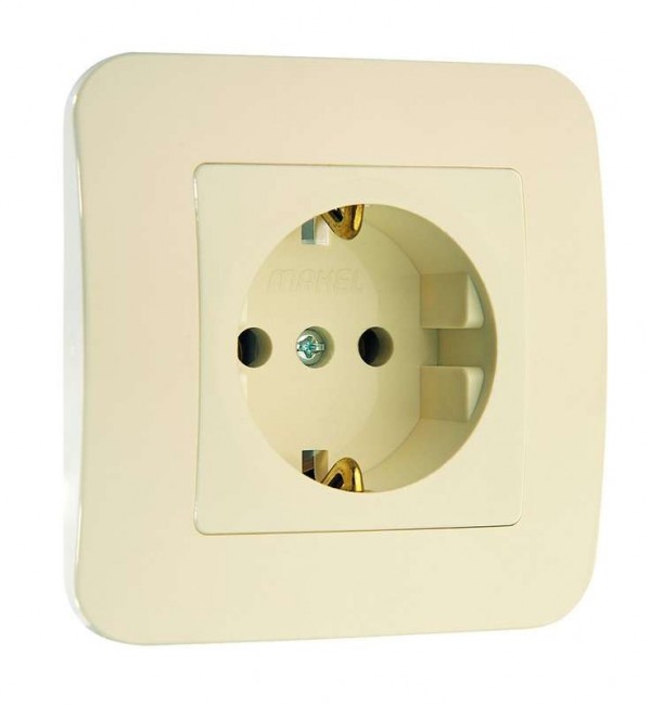  Розетка 1-м СП Lillium 16А IP20 с заземл. крем/крем Makel 70228 