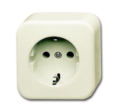  Розетка Schuko 16А 2P+E защ. шторки сл. кость IP54 ABB 2CKA002044A0063 