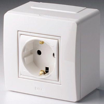  Коробка PDD-N60 с роз. BRAVA 2м с заземл. DKC 10482 