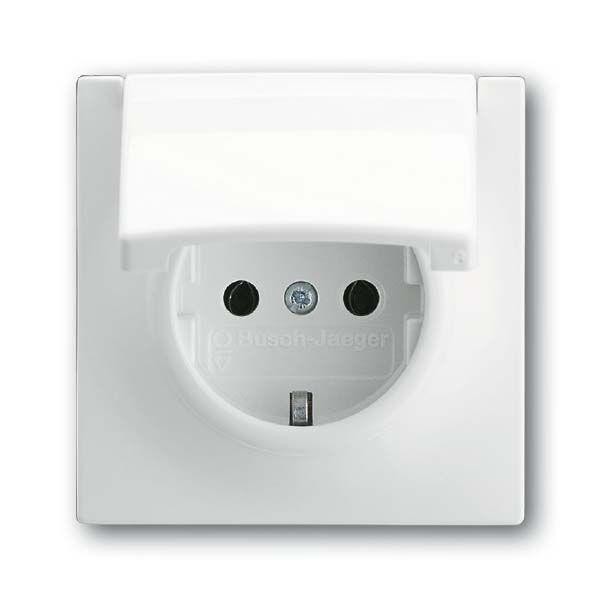  Розетка Impuls 2P+E с защ. крышкой бел. ABB 2CKA002018A0992 
