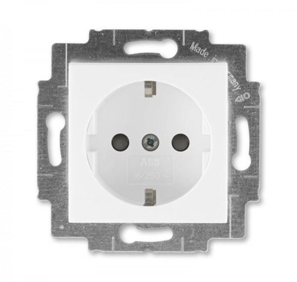  Розетка Levit с заземл. с защ. шторками 16А бел./бел. ABB 2CHH203457A6003 